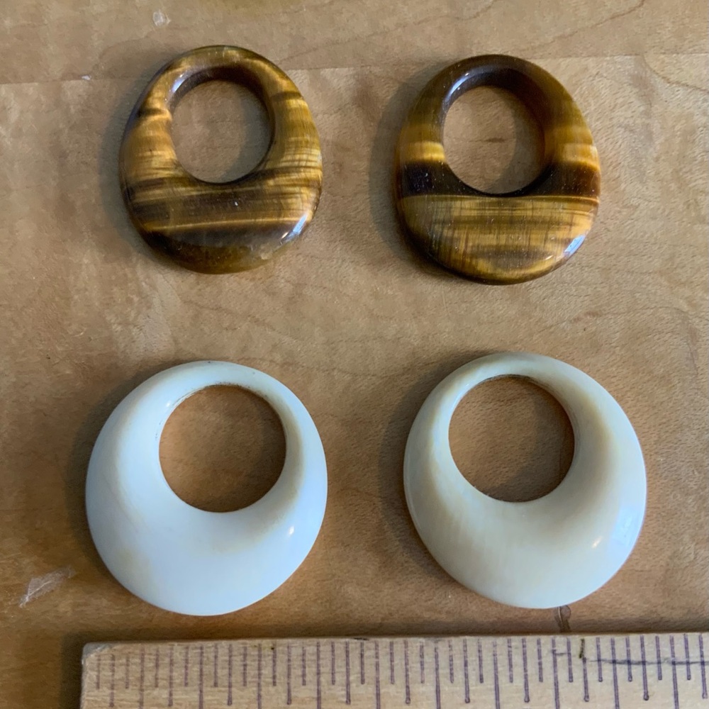Semi Precious Stone Hoops 4 Pairs Vintage - Picture 11 of 11